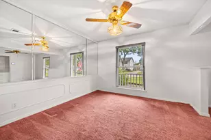 11407 Valley Spring Dr, Houston, TX 77043 - Photo 8