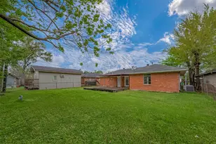 626 Shawnee St, Houston, TX 77034 - Photo 16