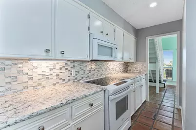 83 Private Road 638, Matagorda, TX 77457 - Photo 10