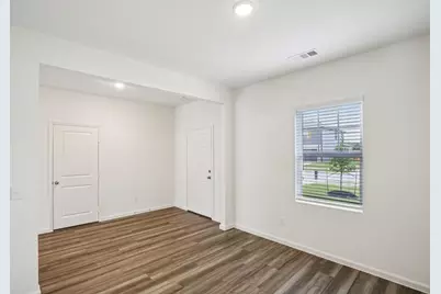 7719 Enchanted Pearl Drive, Angleton, TX 77515 - Photo 10