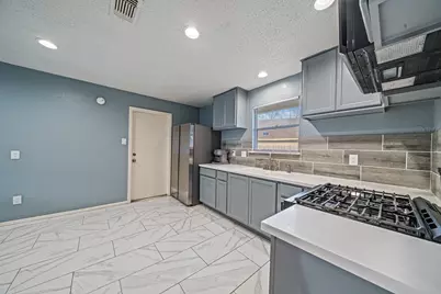 13911 Clear Forest Drive, Sugar Land, TX 77498 - Photo 10