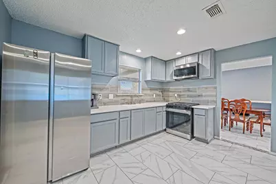 13911 Clear Forest Drive, Sugar Land, TX 77498 - Photo 12