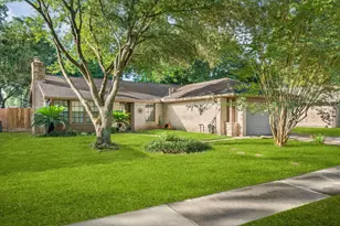 22103 Birch Valley Dr, Katy, TX 77450 - Photo 2