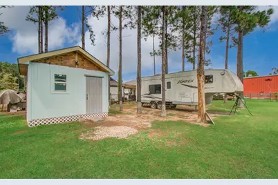 42 County Road 3479 D, Cleveland, TX 77327 - Photo 14