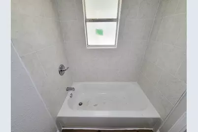 711 Avenue A #1, La Marque, TX 77568 - Photo 18