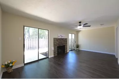 59 Willowwood Circle, The Woodlands, TX 77381 - Photo 18
