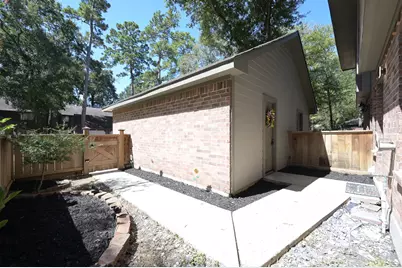 59 Willowwood Circle, The Woodlands, TX 77381 - Photo 8