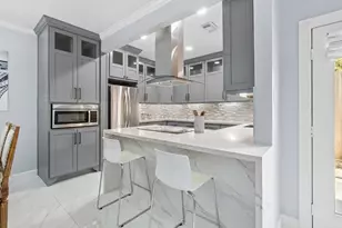 1911 Bering Dr, Houston, TX 77057 - Photo 10