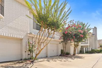 1911 Bering Drive #28, Houston, TX 77057 - Photo 8