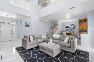 1911 Bering Dr, Houston, TX 77057 - Photo 4