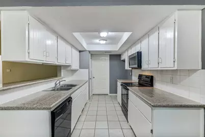 19334 Wood Village Lane, Houston, TX 77084 - Photo 10
