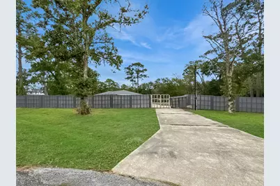 3706 Roberts Boulevard, Baytown, TX 77521 - Photo 8