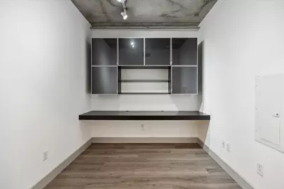 1901 Post Oak Boulevard #408, Houston, TX 77056 - Photo 2