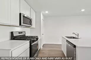 4520 Nevada Fls Dr, Conroe, TX 77303 - Photo 2