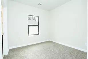 990 Grenshaw St, Houston, TX 77088 - Photo 18