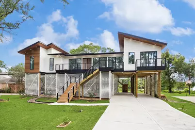 407 Brook Hollow Drive, Conroe, TX 77385 - Photo 1