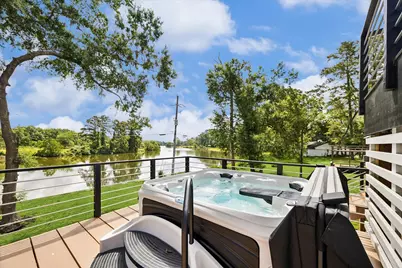 407 Brook Hollow Drive, Conroe, TX 77385 - Photo 42