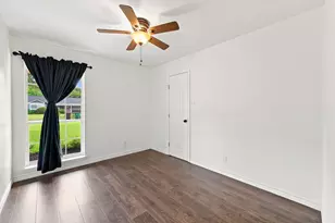 5910 High Star Dr, Houston, TX 77081 - Photo 32
