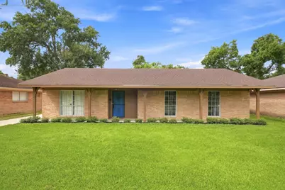 5910 High Star Drive, Houston, TX 77081 - Photo 1