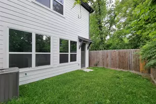 8014 Huntington Spgs Ln, Houston, TX 77093 - Photo 44