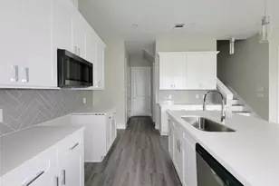 8014 Huntington Spgs Ln, Houston, TX 77093 - Photo 12