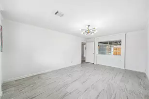 111 Princess Dr, Houston, TX 77034 - Photo 20