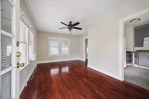 2510 Kingston St, Houston, TX 77019 - Photo 2