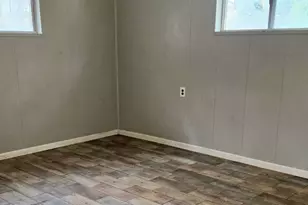 860 Bingman Dr, Beaumont, TX 77705 - Photo 10