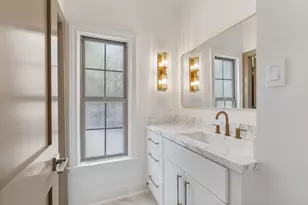 74 Briar Hollow Ln, Houston, TX 77027 - Photo 34