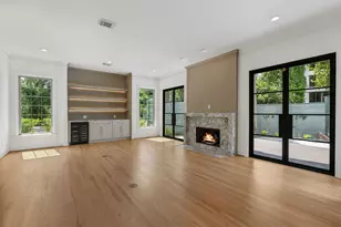 74 Briar Hollow Ln, Houston, TX 77027 - Photo 10