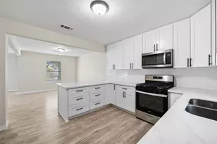 6829 Japonica St, Houston, TX 77087 - Photo 18