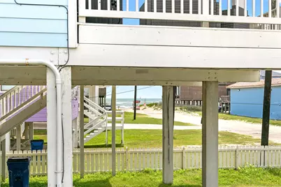 222 Ocean Avenue, Surfside Beach, TX 77541 - Photo 4