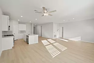 25427 Blossom Ct, Montgomery, TX 77316 - Photo 8