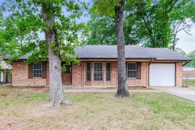 200 Montrose Circle, Conroe, TX 77301 - Photo 1