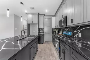 7963 Miley St, Houston, TX 77028 - Photo 4