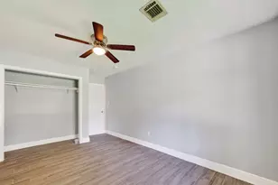 3031 Groton Dr, Houston, TX 77051 - Photo 18