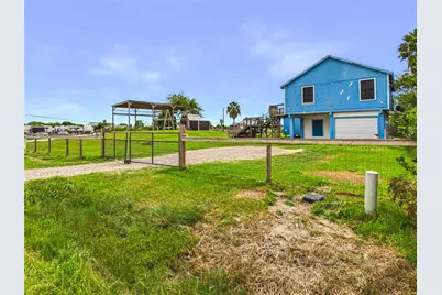 4607 Swan Street, Hitchcock, TX 77563 - Photo 4