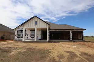 12822 Old Fashion Cir, Mont Belvieu, TX 77535 - Photo 1