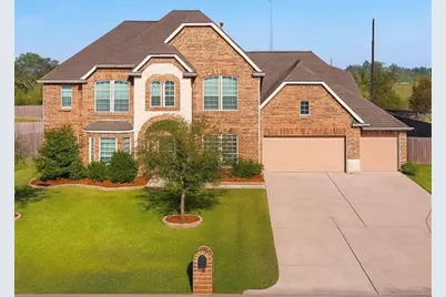 11411 Kings Point Boulevard, Dayton, TX 77535 - Photo 2
