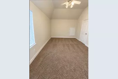11411 Kings Point Boulevard, Dayton, TX 77535 - Photo 18
