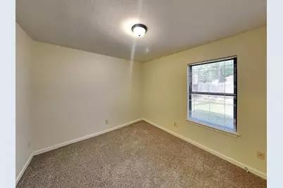 7 Redberry Court, The Woodlands, TX 77381 - Photo 14