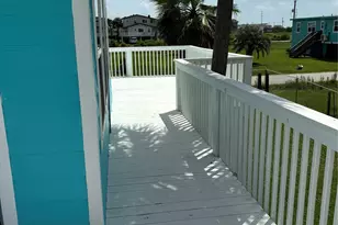 4110 3rd St, Galveston, TX 77554 - Photo 20