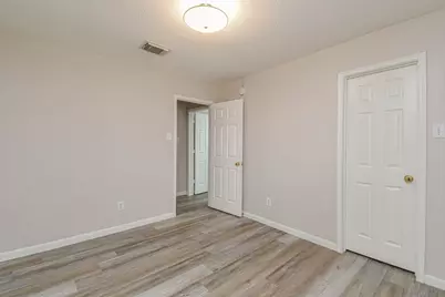 14214 Silver Glade Lane, Sugar Land, TX 77498 - Photo 16