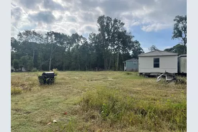 709 County Road 3431 E, Cleveland, TX 77327 - Photo 8