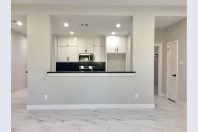 924 E 2nd Street, Bellville, TX 77418 - Photo 14