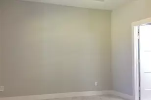 924 E 2nd St, Bellville, TX 77418 - Photo 26