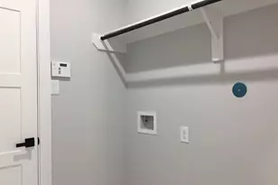 924 E 2nd St, Bellville, TX 77418 - Photo 38