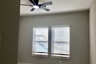 924 E 2nd St, Bellville, TX 77418 - Photo 18