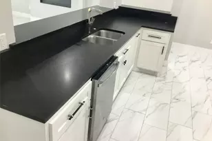 924 E 2nd St, Bellville, TX 77418 - Photo 12