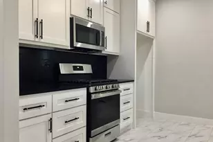 924 E 2nd St, Bellville, TX 77418 - Photo 6